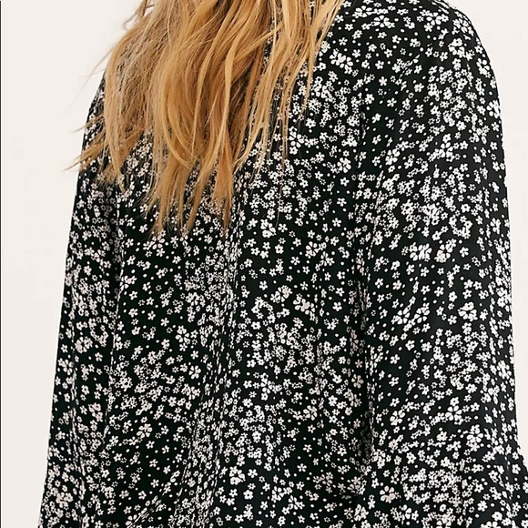 Free People Ditsy Floral Bodysuit Large NWOT - Picture 3 of 4